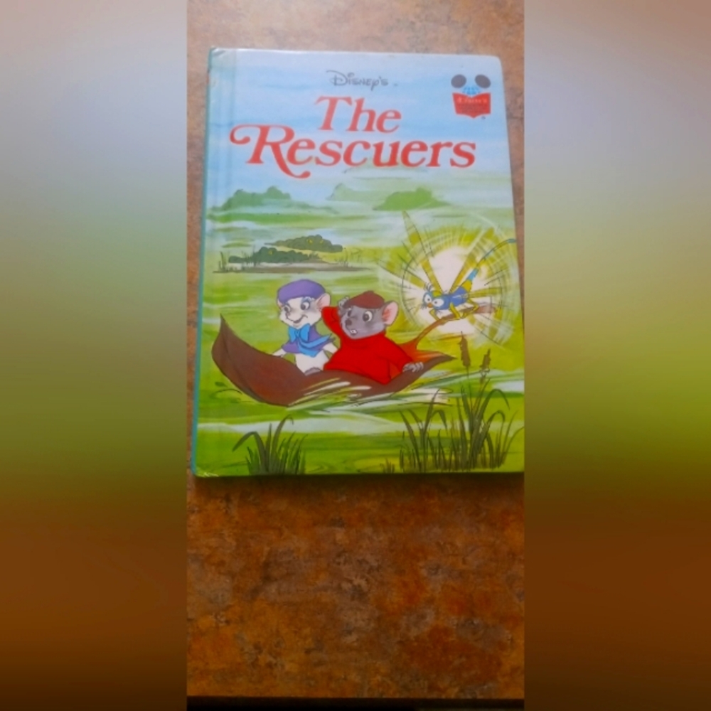 Disney The Rescuers Hardcover Book - Green Cover